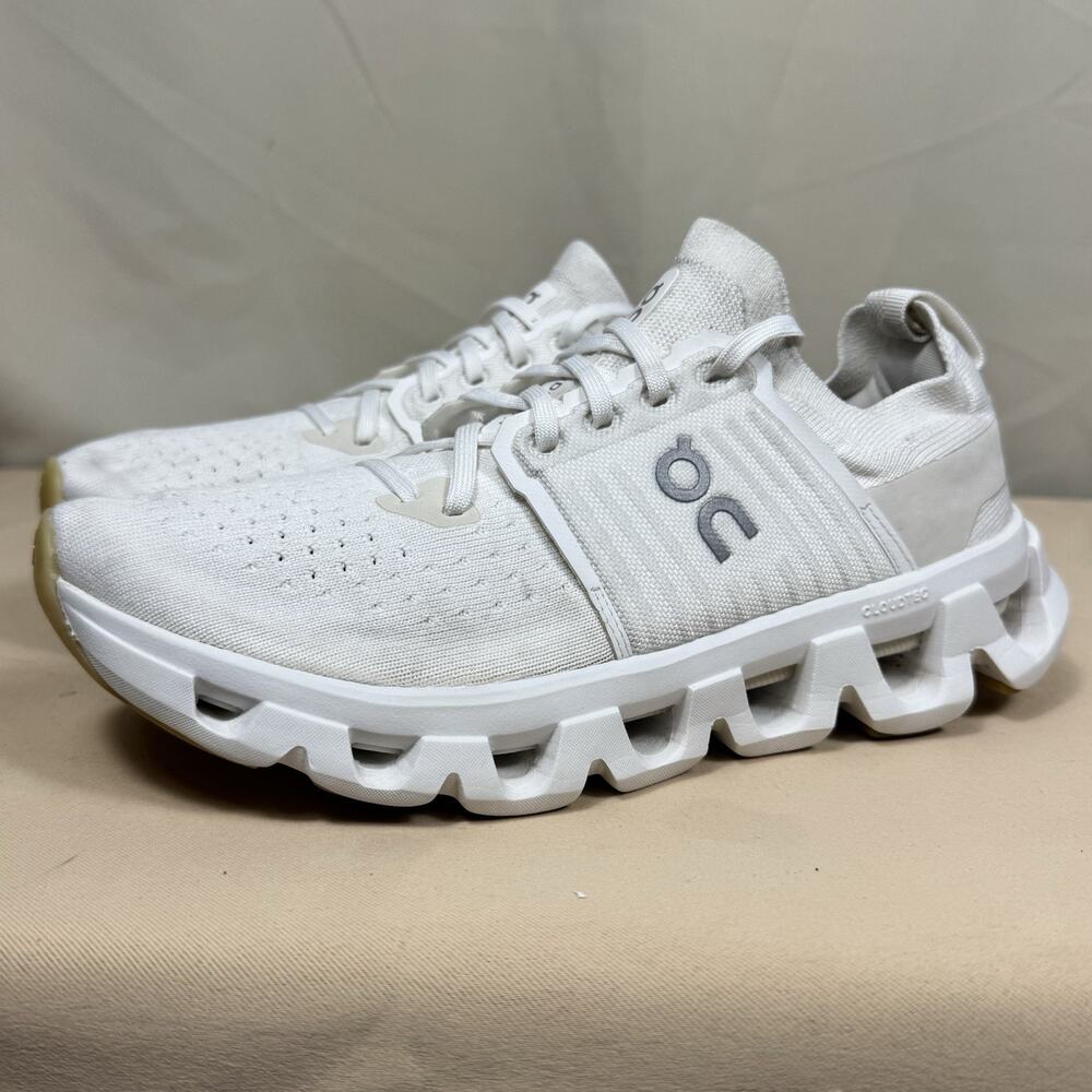 On Cloudswift 4 Womens Size 8 White Gray Athletic Running Walking Shoes Sneakers